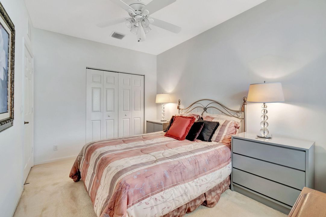 For Sale: $359,900 (2 beds, 2 baths, 1259 Square Feet)