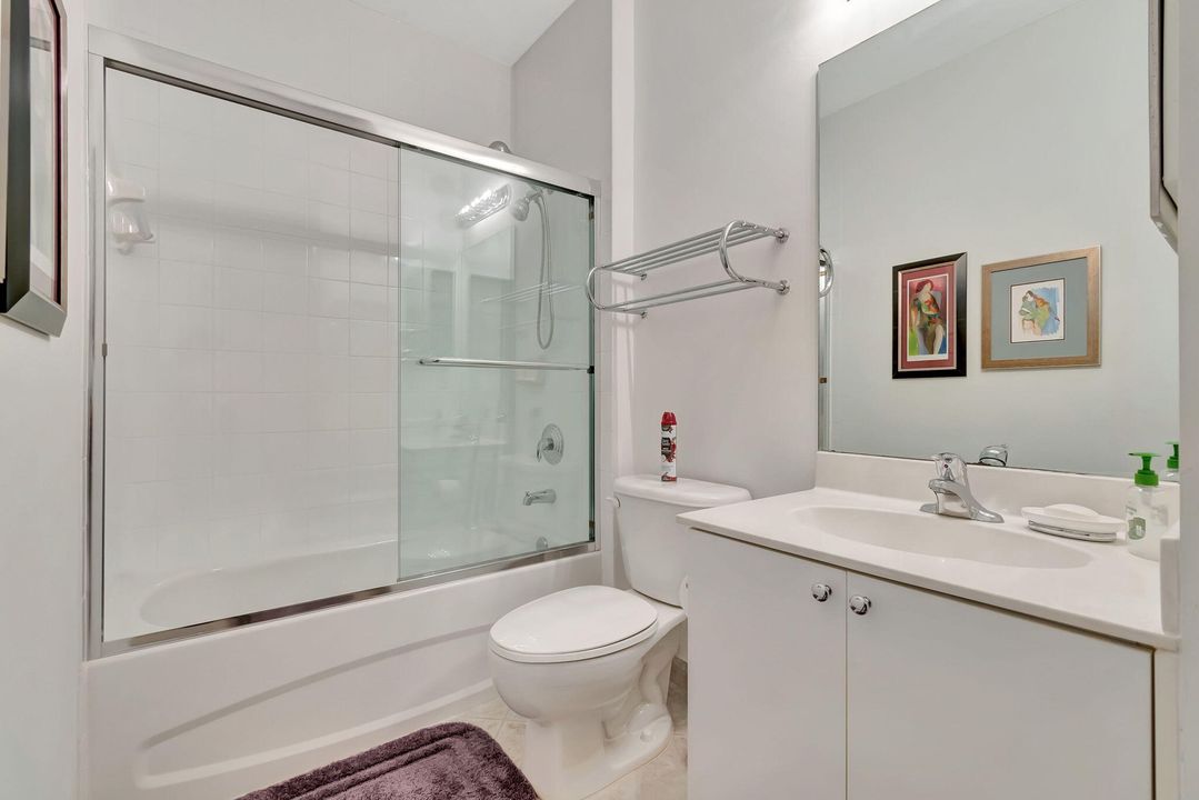 For Sale: $359,900 (2 beds, 2 baths, 1259 Square Feet)