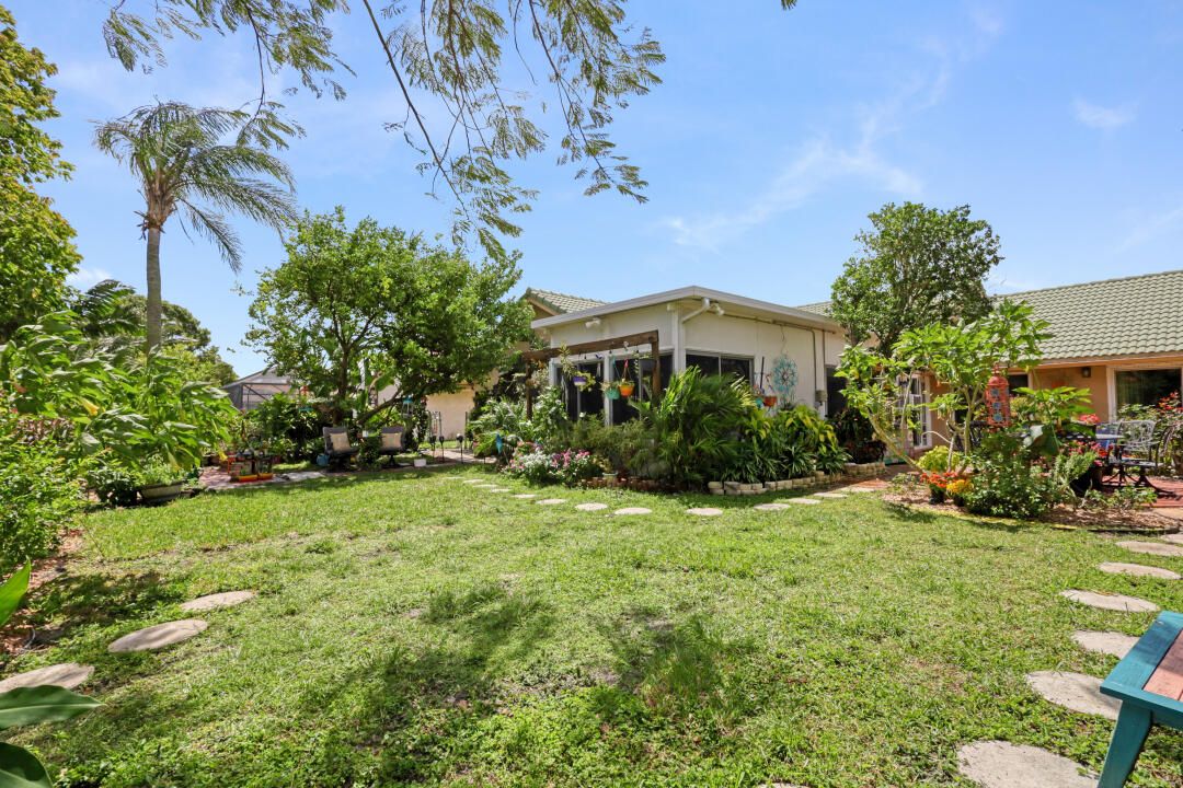 For Sale: $645,000 (4 beds, 2 baths, 2149 Square Feet)