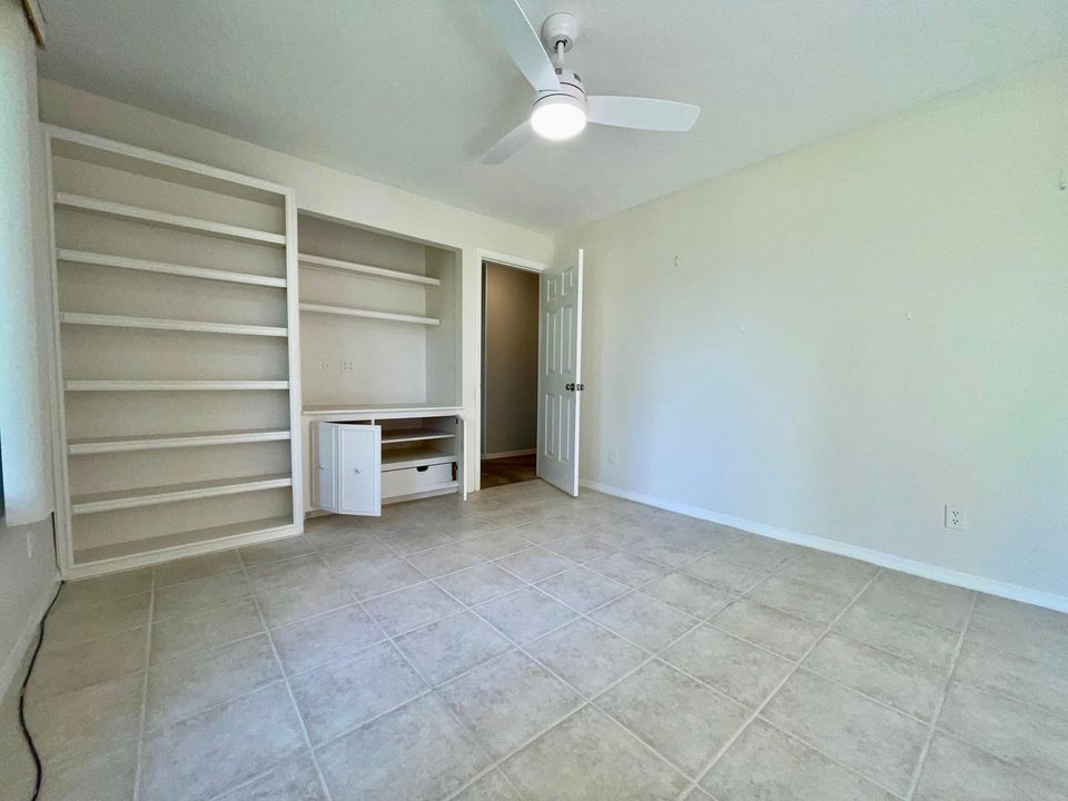 For Sale: $220,000 (2 beds, 2 baths, 1440 Square Feet)