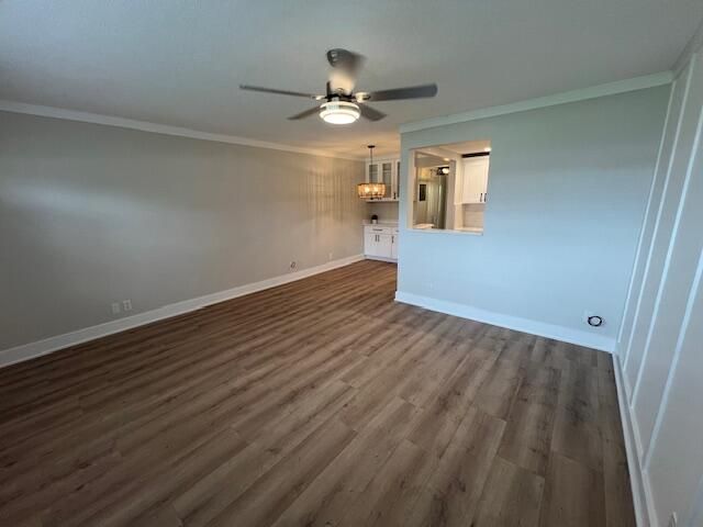 For Sale: $139,900 (1 beds, 1 baths, 570 Square Feet)