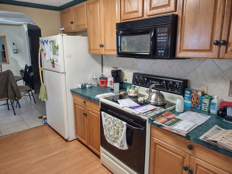 For Sale: $75,000 (2 beds, 2 baths, 1248 Square Feet)