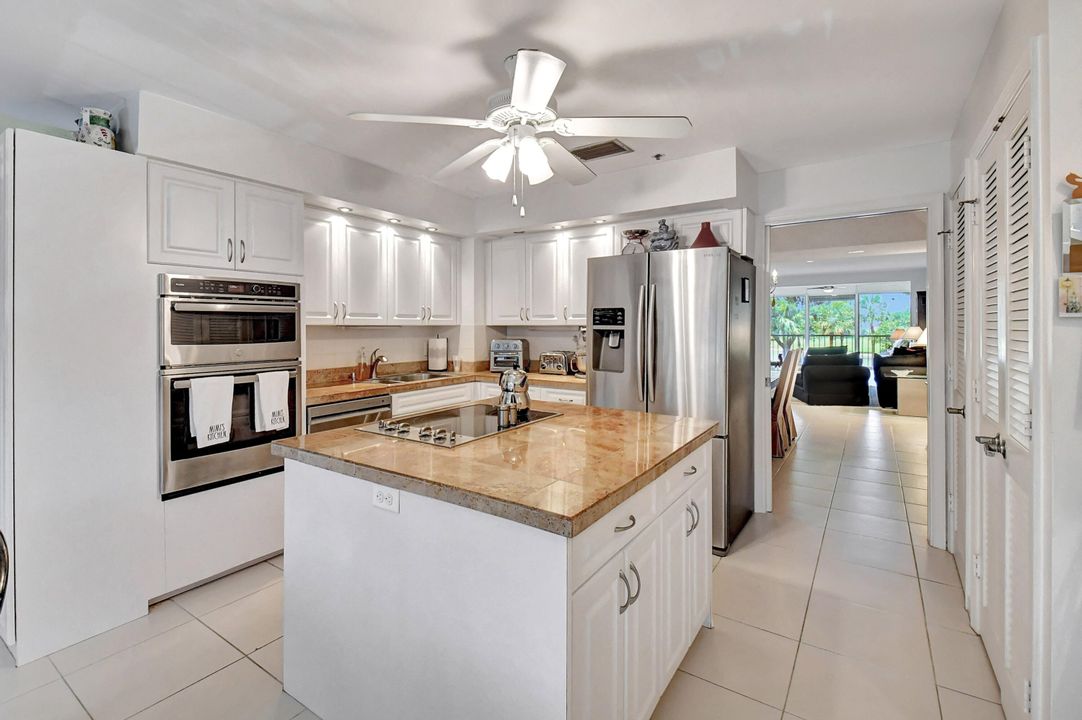 For Sale: $749,000 (2 beds, 2 baths, 2047 Square Feet)