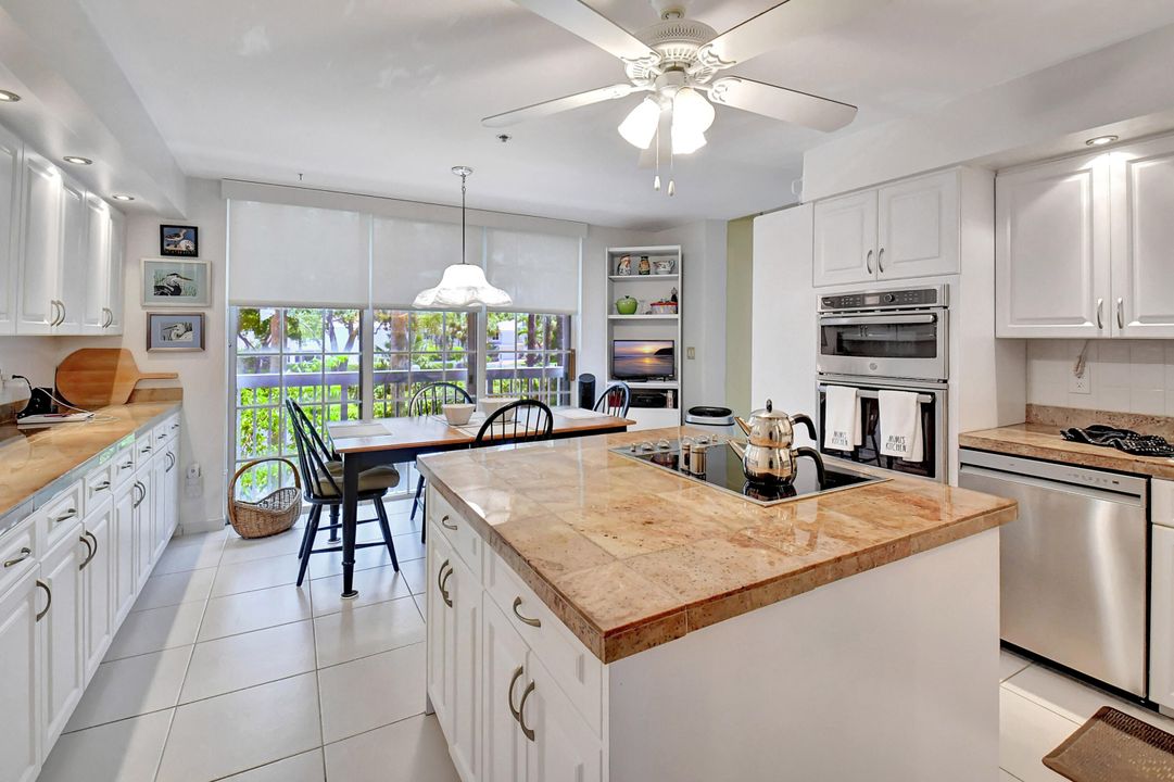 For Sale: $749,000 (2 beds, 2 baths, 2047 Square Feet)