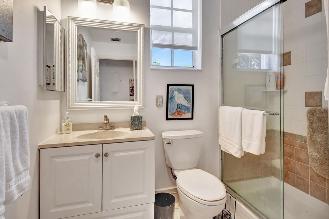 For Sale: $749,000 (2 beds, 2 baths, 2047 Square Feet)