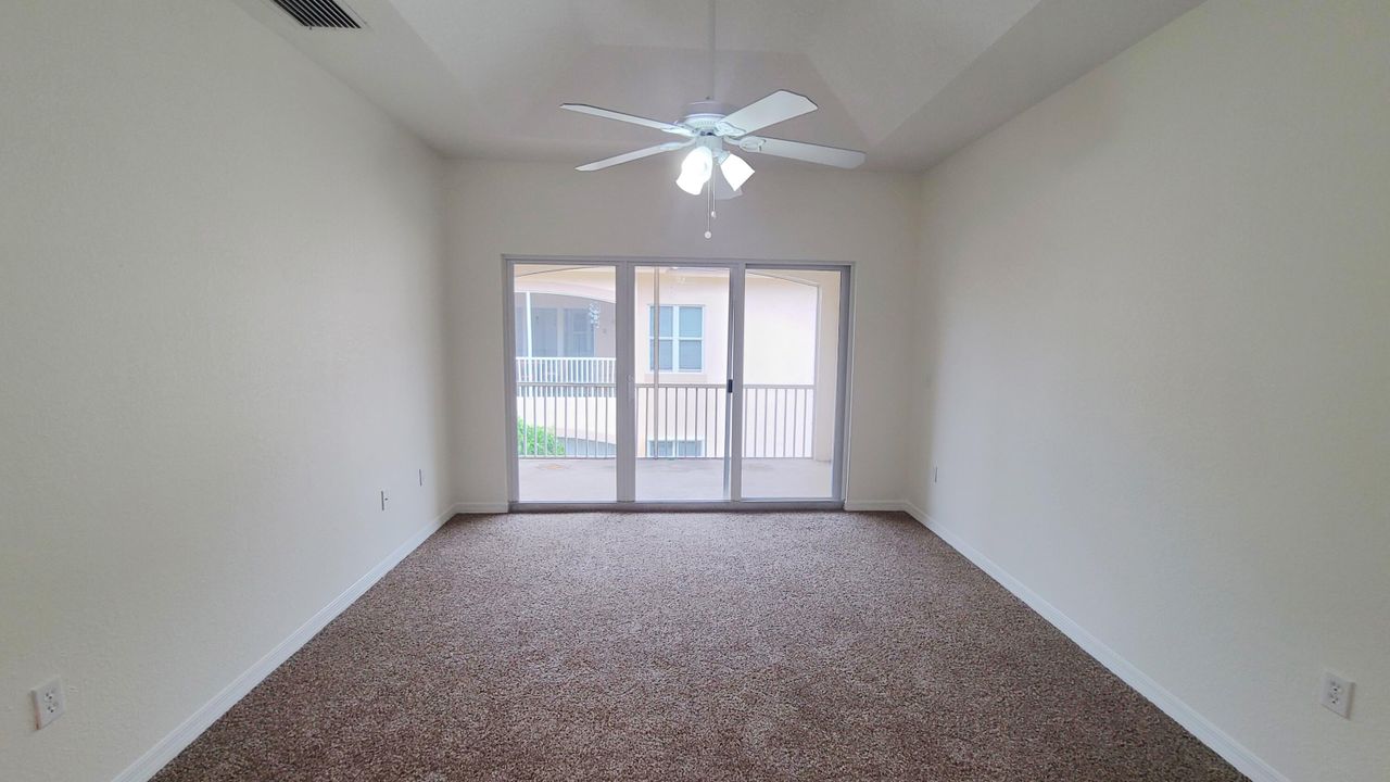 For Sale: $244,900 (2 beds, 2 baths, 1437 Square Feet)