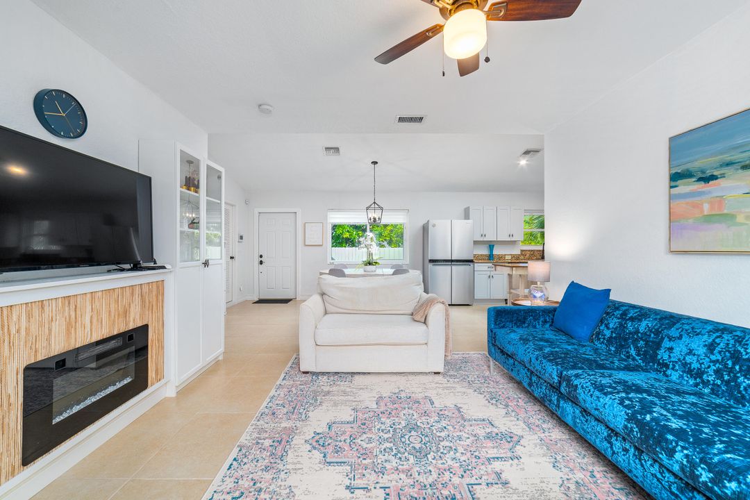 For Sale: $595,000 (3 beds, 2 baths, 1325 Square Feet)