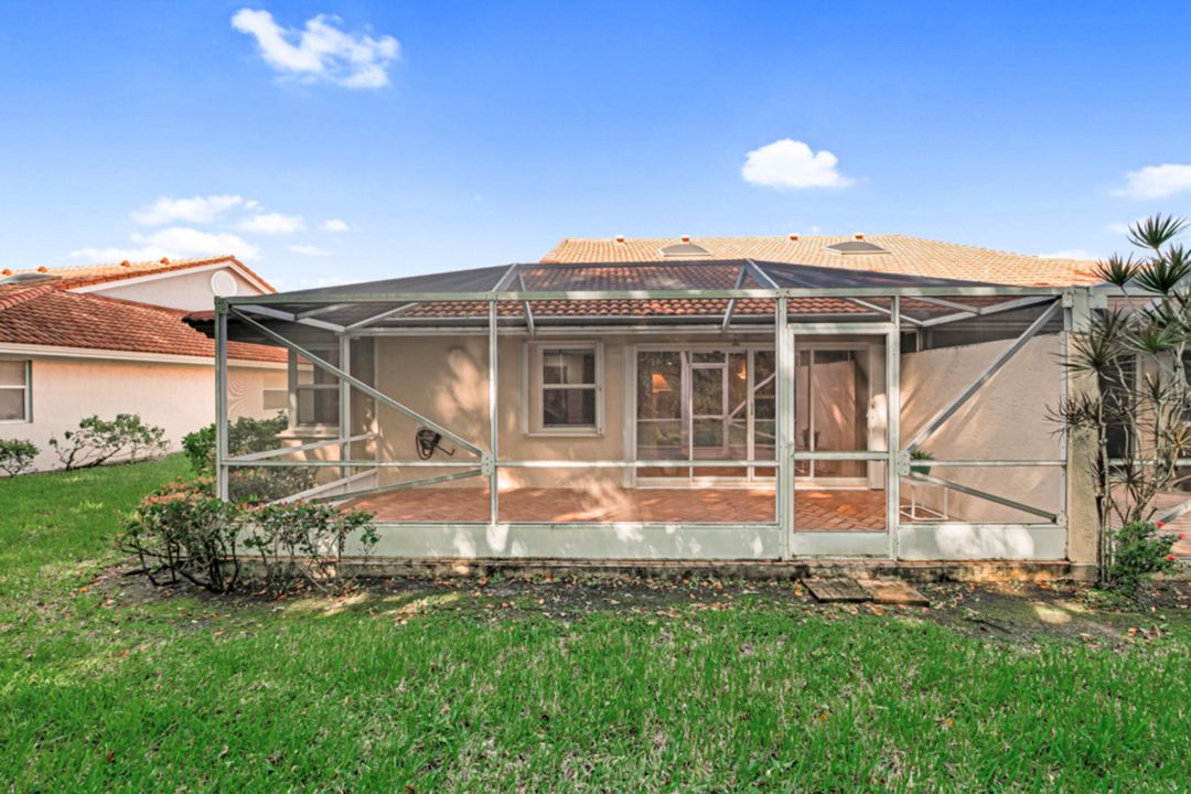 For Sale: $415,000 (3 beds, 2 baths, 1722 Square Feet)