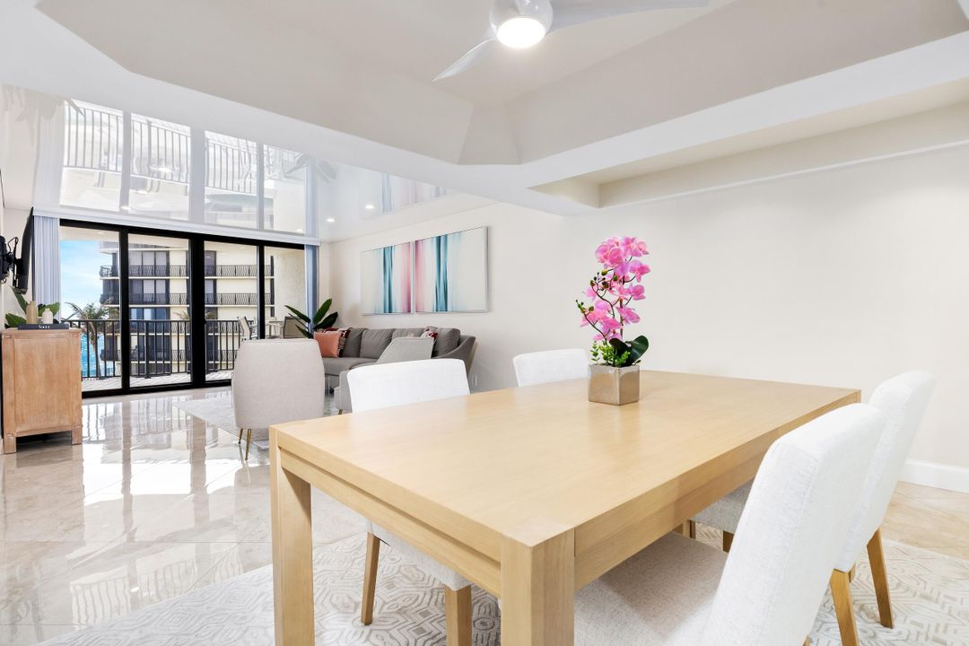 For Sale: $810,000 (2 beds, 2 baths, 1671 Square Feet)