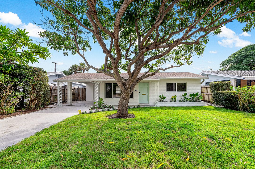 For Sale: $499,000 (3 beds, 2 baths, 1338 Square Feet)