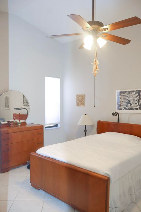 For Sale: $445,000 (2 beds, 2 baths, 1828 Square Feet)