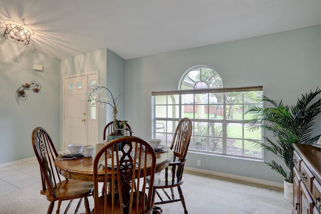 For Sale: $359,000 (3 beds, 2 baths, 1472 Square Feet)