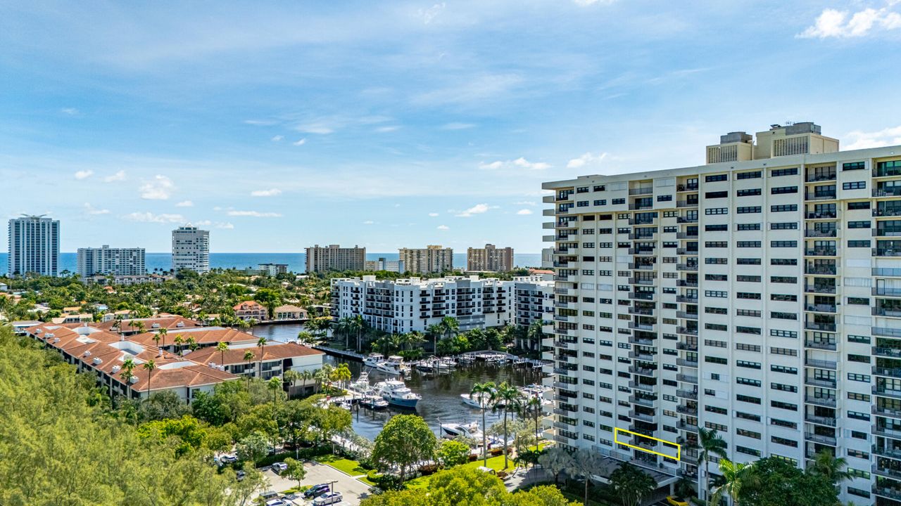 For Sale: $465,000 (2 beds, 2 baths, 1290 Square Feet)