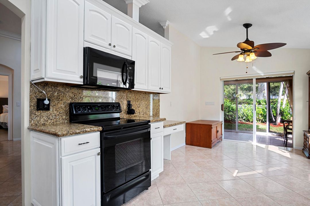 For Sale: $550,000 (3 beds, 2 baths, 1996 Square Feet)