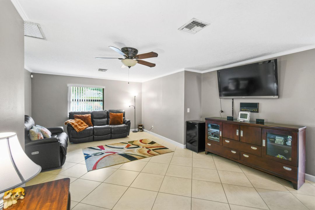 For Sale: $849,900 (3 beds, 2 baths, 1492 Square Feet)