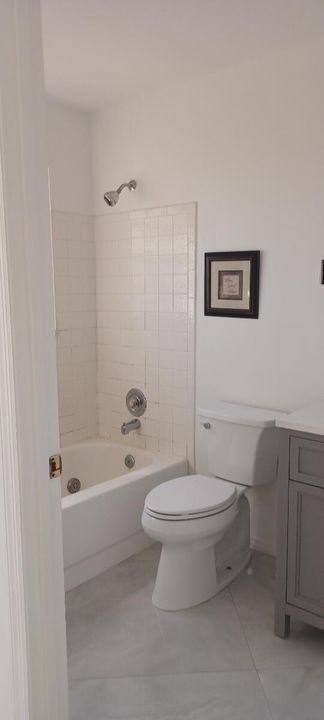 For Rent: $2,250 (3 beds, 2 baths, 1358 Square Feet)