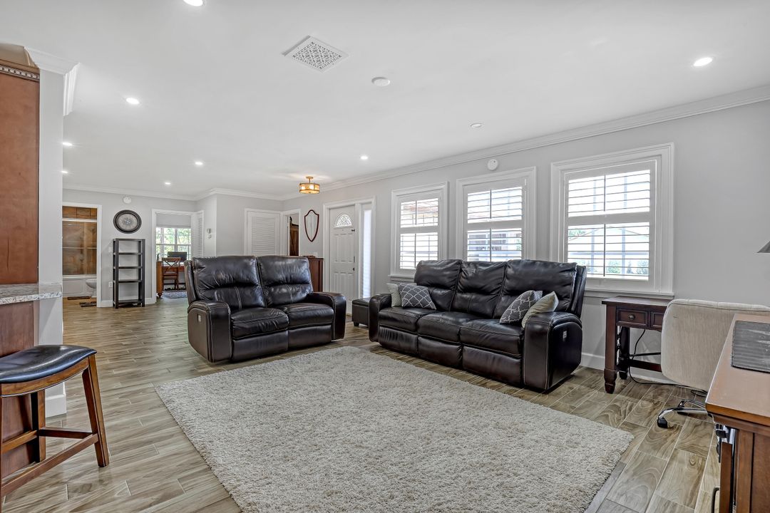 For Sale: $670,000 (4 beds, 3 baths, 1838 Square Feet)