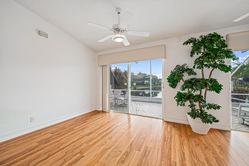 For Sale: $479,000 (3 beds, 2 baths, 2073 Square Feet)