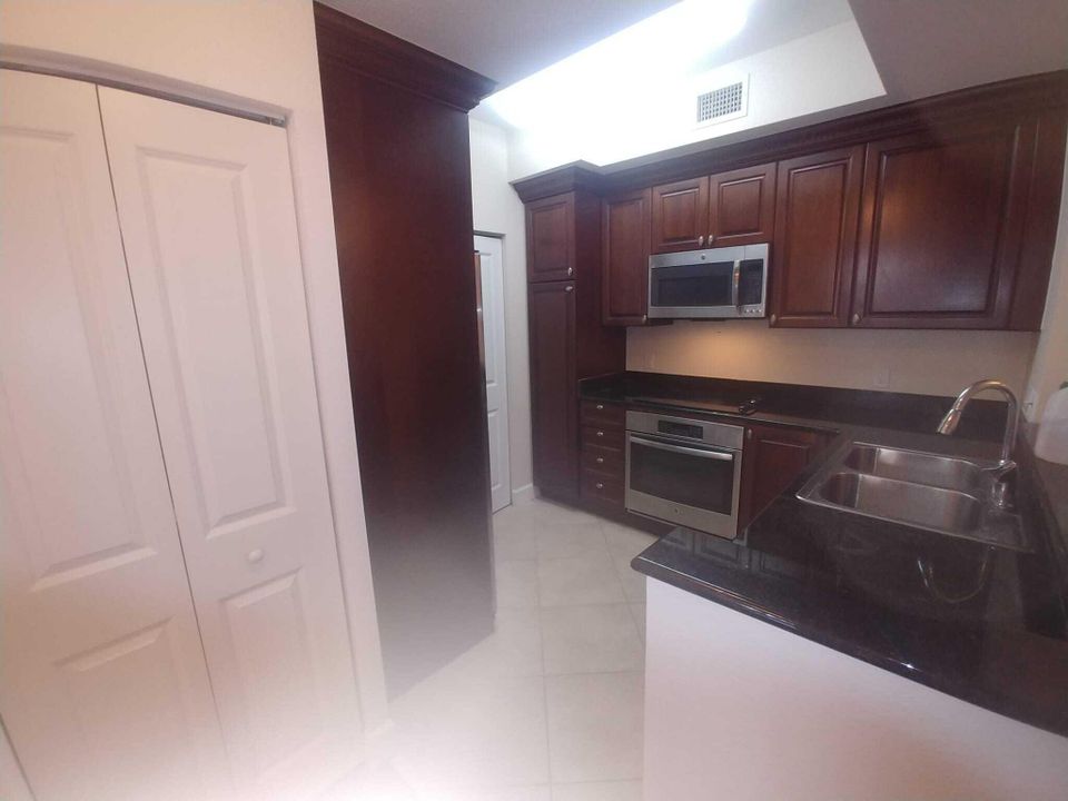 En Venta: $283,000 (2 camas, 2 baños, 1119 Pies cuadrados)