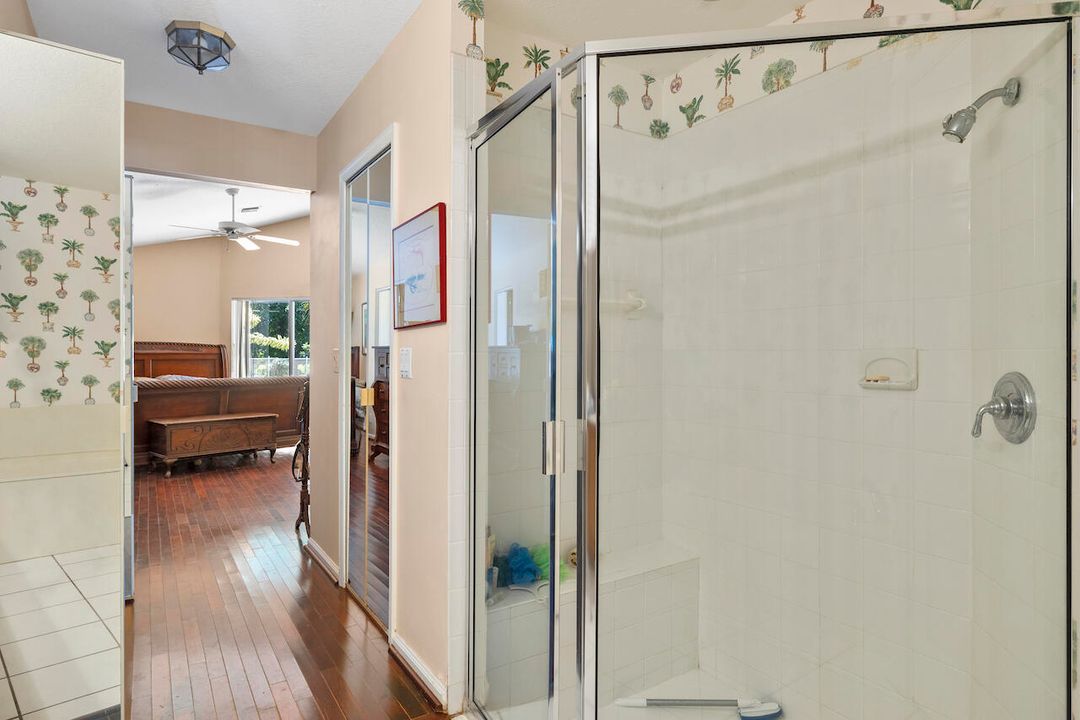 En Venta: $800,000 (3 camas, 2 baños, 2199 Pies cuadrados)