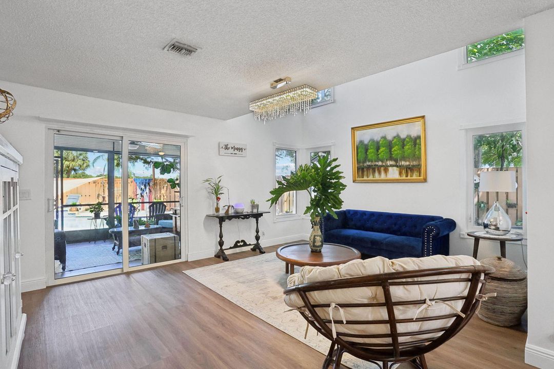 For Sale: $669,000 (4 beds, 2 baths, 2223 Square Feet)