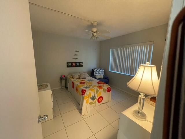 For Sale: $175,000 (2 beds, 2 baths, 962 Square Feet)