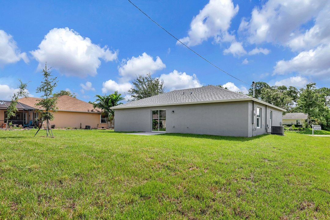 For Sale: $385,000 (3 beds, 2 baths, 1497 Square Feet)