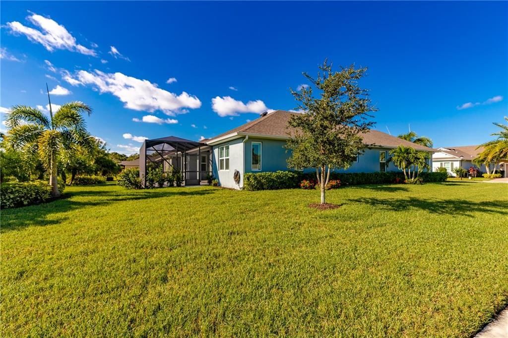 For Sale: $639,000 (3 beds, 2 baths, 2326 Square Feet)