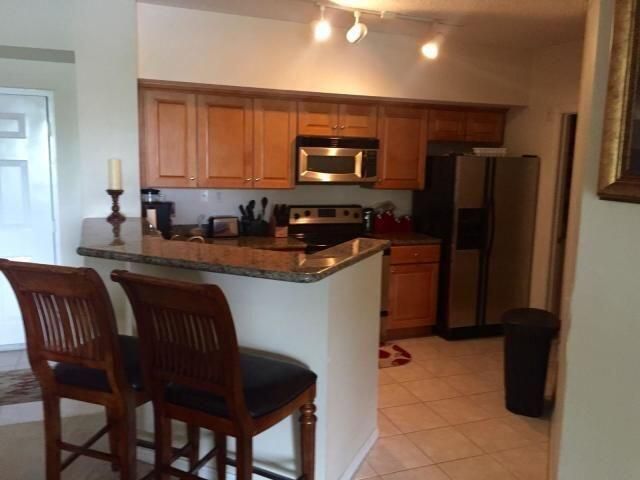 For Rent: $4,500 (2 beds, 2 baths, 1404 Square Feet)