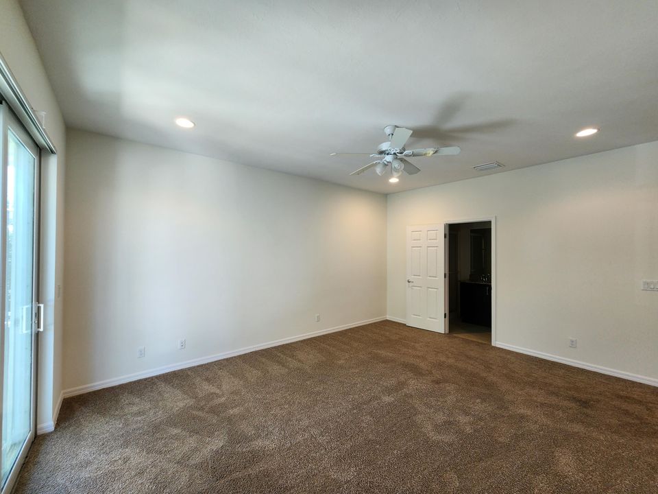 For Rent: $3,300 (3 beds, 2 baths, 1601 Square Feet)