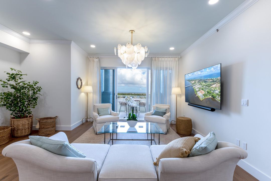 For Sale: $3,750,000 (2 beds, 2 baths, 2211 Square Feet)