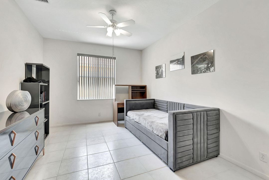 For Sale: $559,000 (3 beds, 2 baths, 1882 Square Feet)