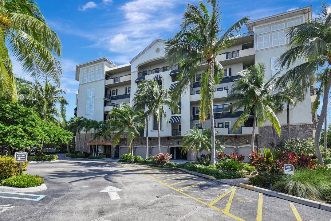 For Sale: $1,000,000 (2 beds, 2 baths, 1755 Square Feet)