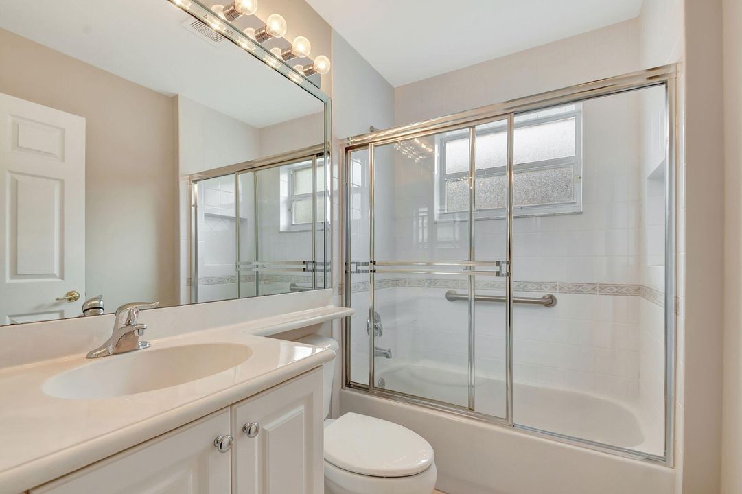 For Sale: $435,000 (3 beds, 2 baths, 1807 Square Feet)