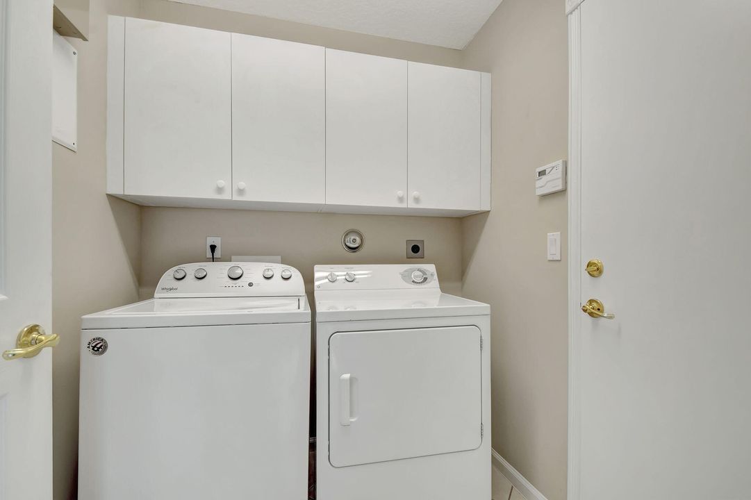 For Sale: $435,000 (3 beds, 2 baths, 1807 Square Feet)