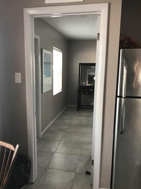 For Rent: $1,200 (1 beds, 1 baths, 544 Square Feet)