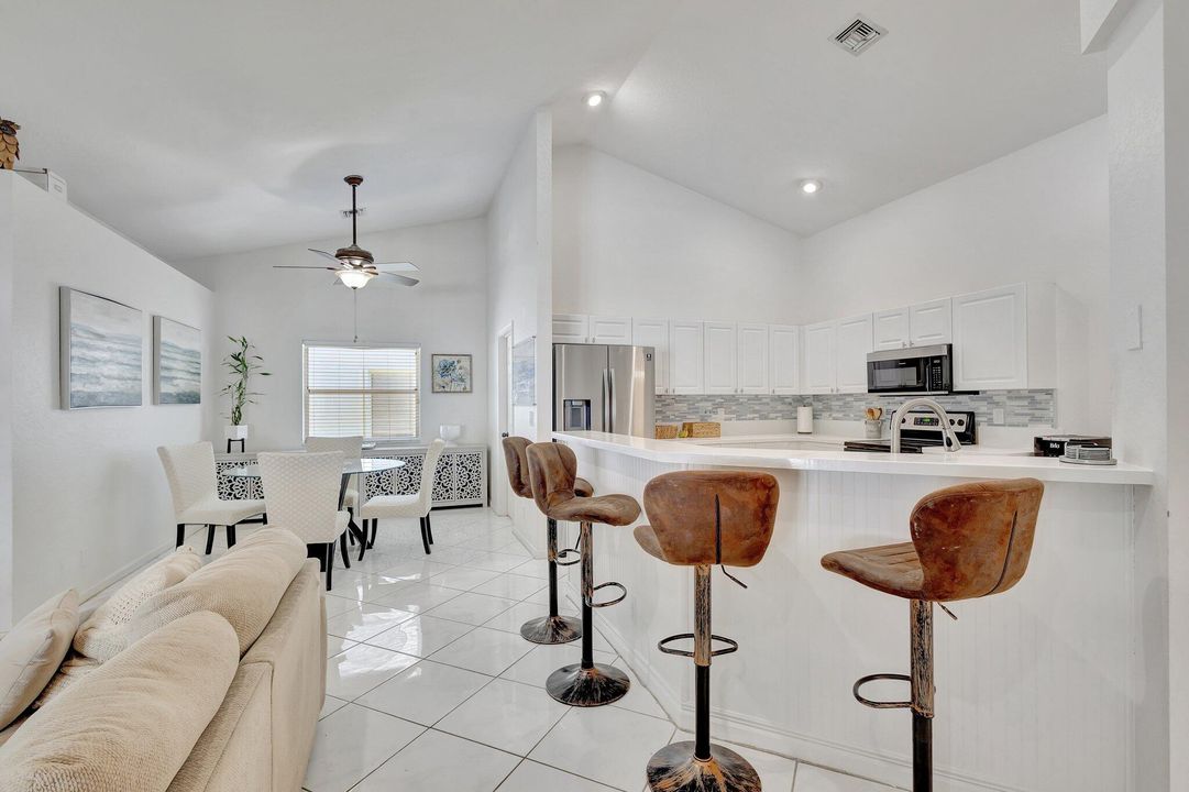 For Sale: $715,000 (3 beds, 2 baths, 2192 Square Feet)