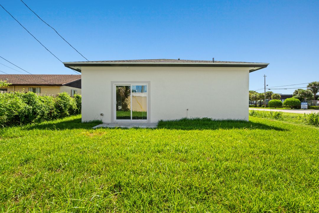 For Sale: $430,000 (4 beds, 2 baths, 1600 Square Feet)