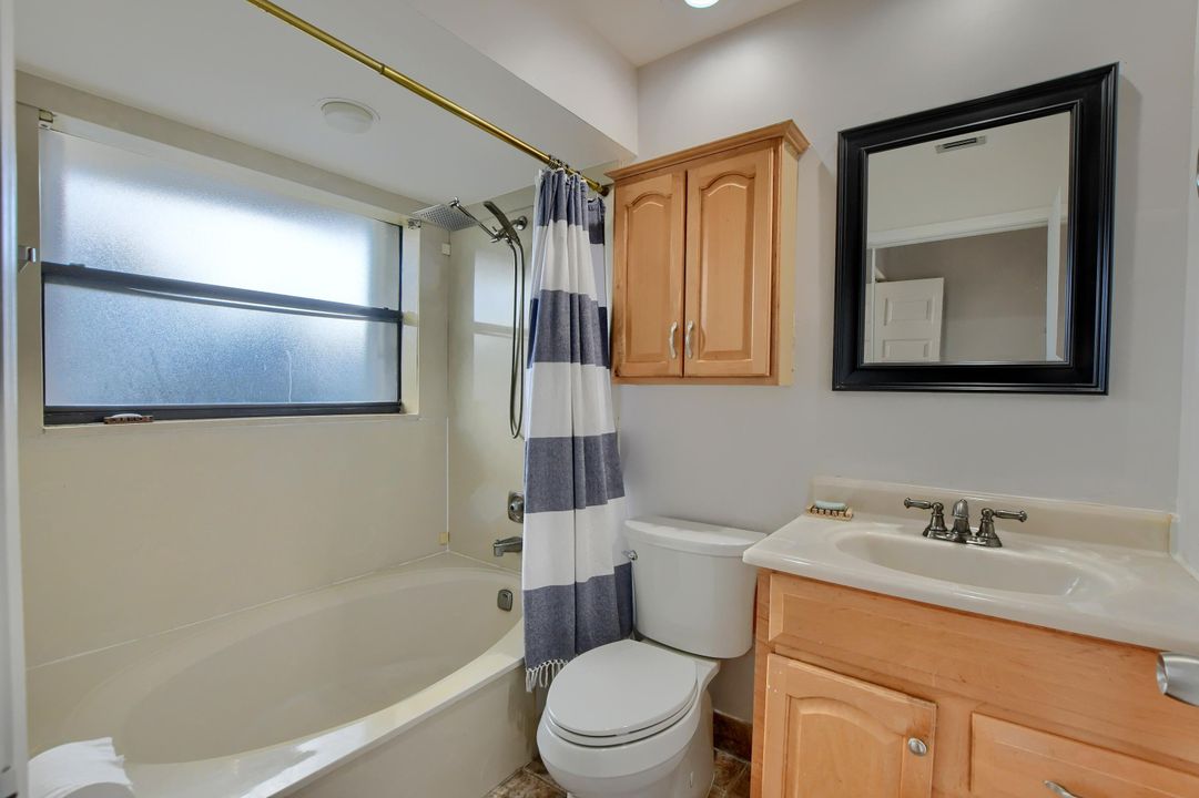 For Sale: $445,000 (2 beds, 2 baths, 1574 Square Feet)