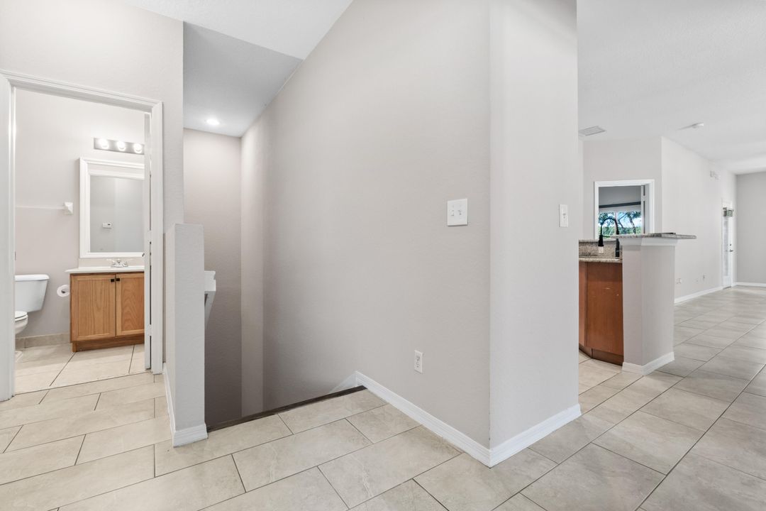 For Sale: $279,900 (3 beds, 2 baths, 1344 Square Feet)