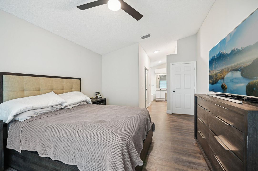 For Sale: $629,900 (3 beds, 2 baths, 1873 Square Feet)