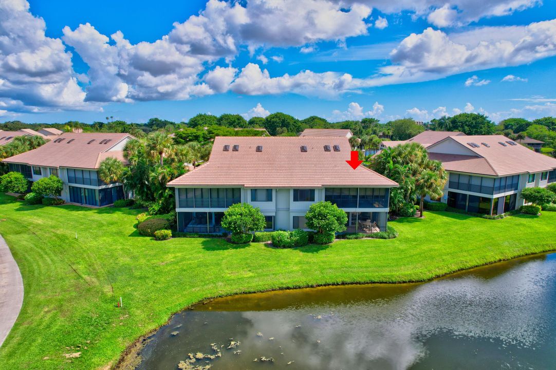 For Sale: $880,000 (3 beds, 2 baths, 2734 Square Feet)