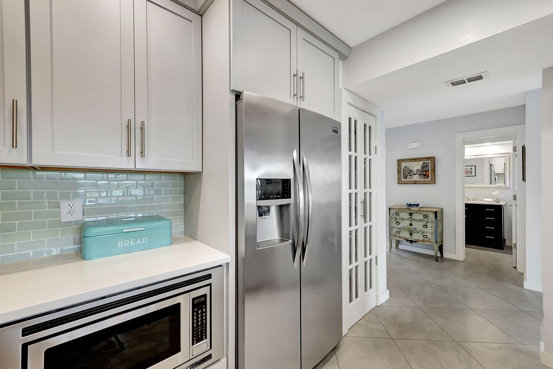 For Sale: $549,000 (3 beds, 2 baths, 2015 Square Feet)