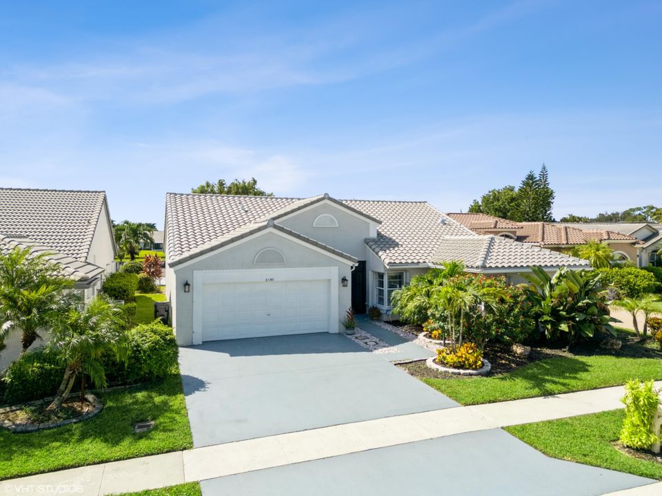 For Sale: $775,000 (3 beds, 2 baths, 2435 Square Feet)