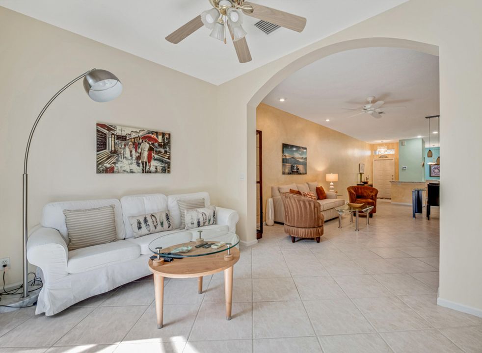 For Sale: $410,000 (3 beds, 2 baths, 1462 Square Feet)