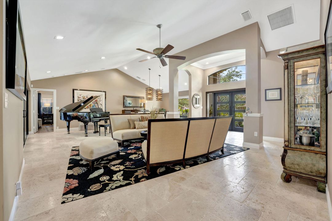 For Sale: $2,795,000 (5 beds, 5 baths, 4391 Square Feet)