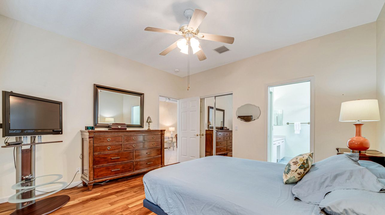 For Sale: $410,000 (3 beds, 2 baths, 1462 Square Feet)