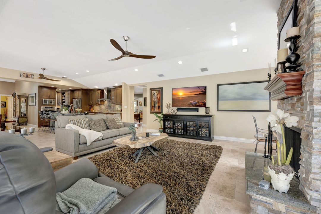 For Sale: $2,795,000 (5 beds, 5 baths, 4391 Square Feet)