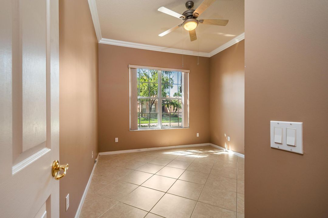 For Sale: $559,000 (3 beds, 2 baths, 2176 Square Feet)