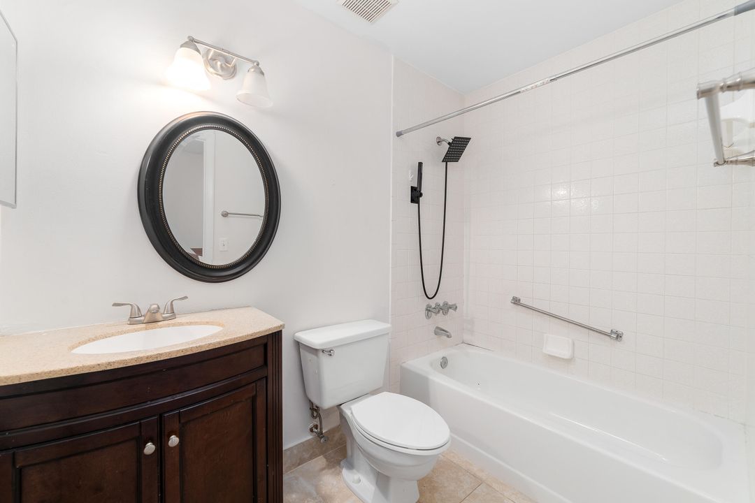 For Sale: $274,900 (2 beds, 2 baths, 1554 Square Feet)